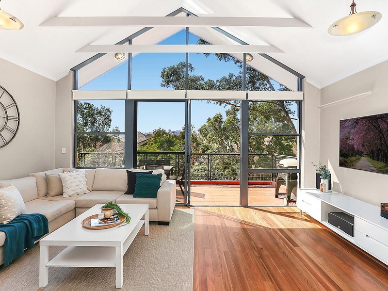 Unit 3, 58 Beach Road, Bondi Beach NSW